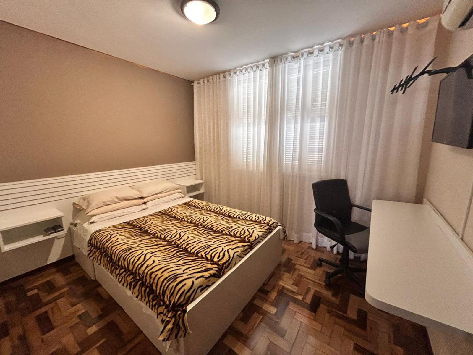Pertinho Consulado Americano Ar Condicionado 2 Quartos Ate 5 Pessoas Av Carlos Gomes ปอร์โตอัลเลเกร ภายนอก รูปภาพ